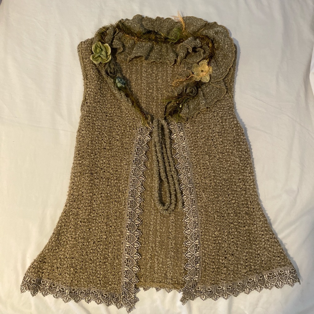 Elegant Women's Sweater Vest with Floral Accents